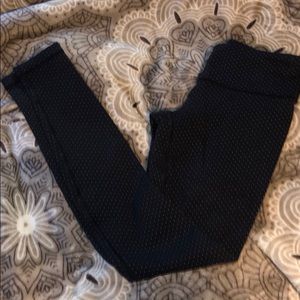 Black polka dot lulu leggings